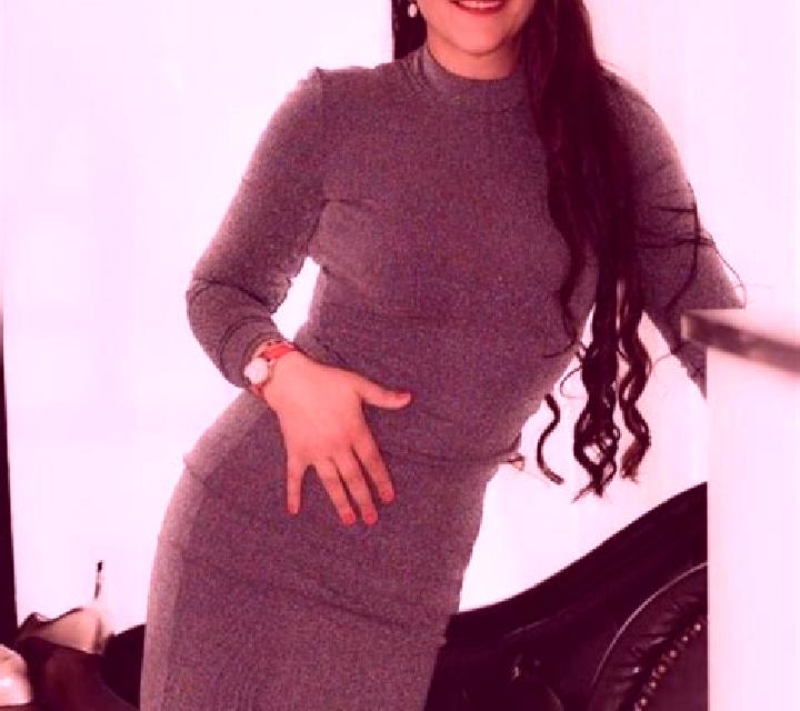 Patricia, 37, acompañante rubia platino de ojos avellana y etnia eslava basada en Gatumba. Ofrece Tríos / dúos, Noche completa, Acompañante de viaje, Masaje ...
