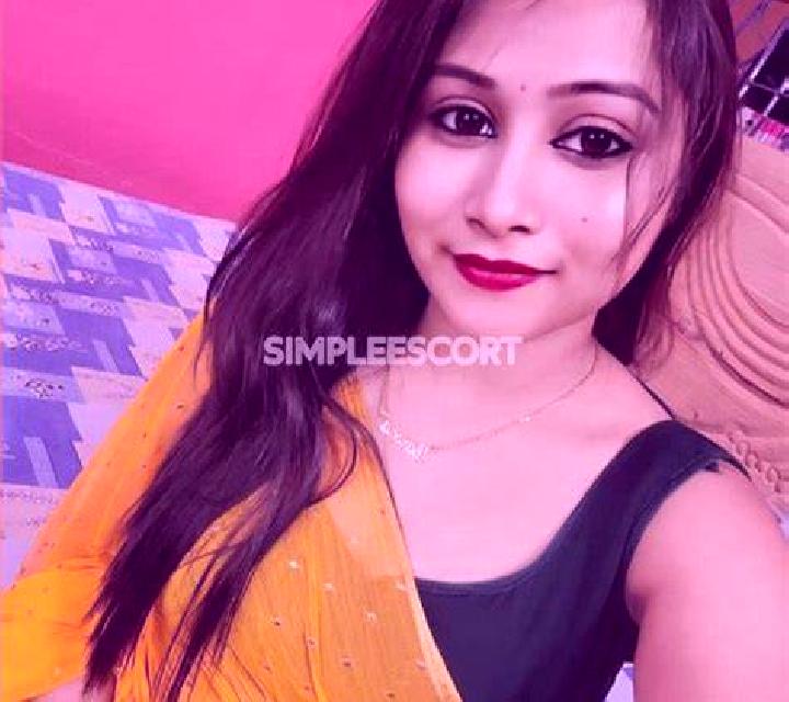 Rocío, 21, acompañante negra de ojos marrones y etnia europea basada en Avzikent. Ofrece Masaje de próstata, Beso francés profundo, Cita de cena, Hasta el fi...