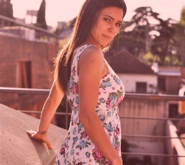 Rosa, 22, acompañante rubia platino de ojos marrones y etnia europea basada en Ketane. Ofrece Beso francés profundo, 69, Francés natural, GFE (Experiencia de...
