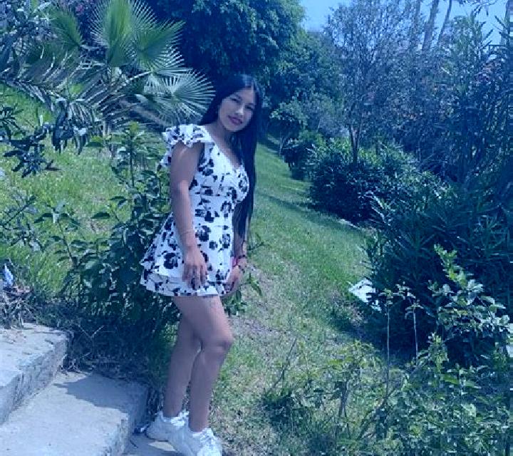 Sara, 29, acompañante morena de ojos oscuros y etnia caribeña basada en El Negro. Ofrece Tríos / dúos, Francés natural, Beso francés profundo, GFE (Experienc...