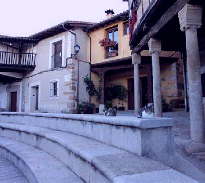 Valentina, 34, acompañante castaña de ojos verdes y etnia mezcla basada en Massaguet. Ofrece Chica de fiesta, Tantra, Striptease. Disponible en domicilio y v...