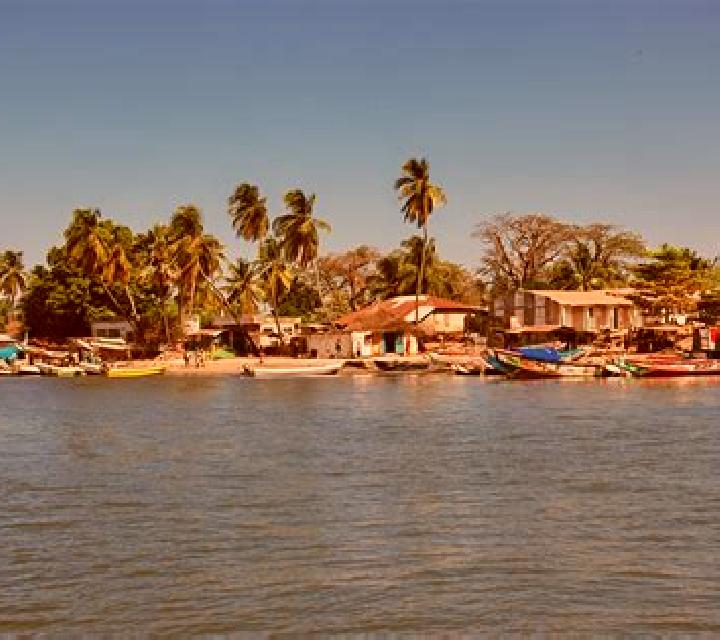 Valeria, 38, acompañante negra de ojos avellana y etnia caribeña basada en Wustrow. Ofrece Beso francés profundo, Parejas, Griego (anal), Hasta el final (CIM...