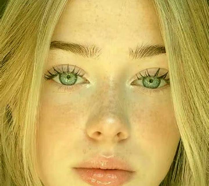 Verónica, 23 — Escort en Levent, Turquía