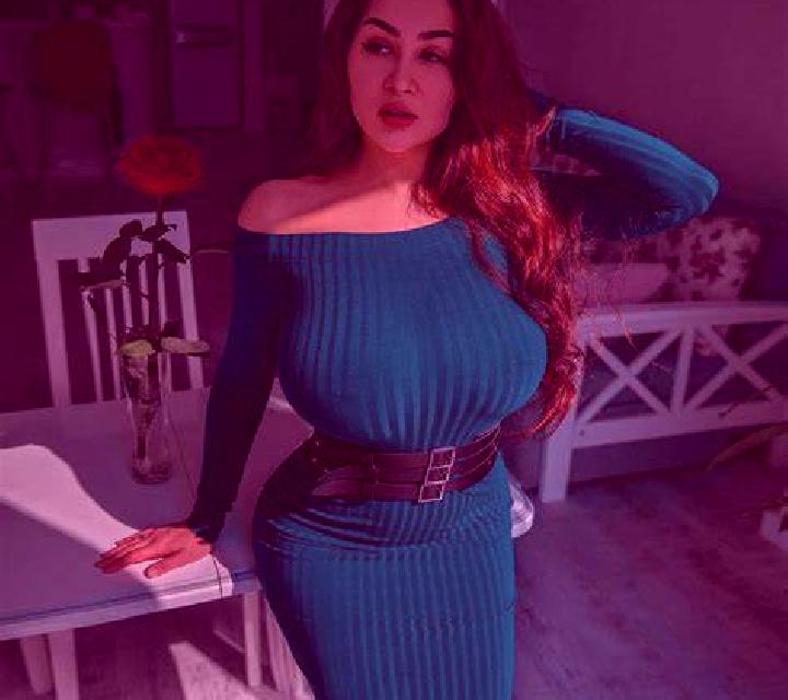 Verónica, 29, acompañante negra de ojos ámbar y etnia caucásica basada en Guendogdu. Ofrece GFE (Experiencia de novia), BDSM, Hasta el final (CIM). Disponibl...