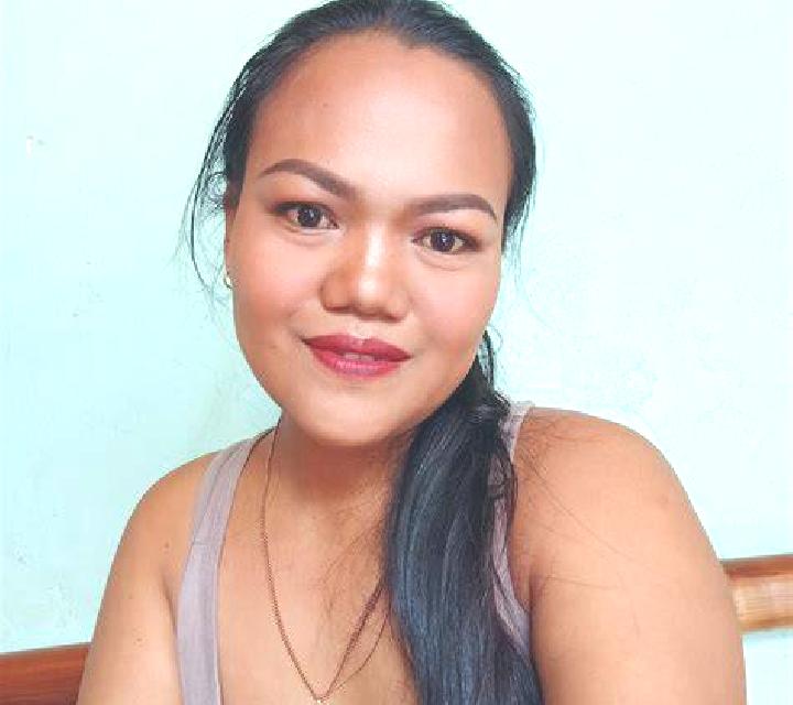 Yasmin, 26 — Escort en Huangwu, China
