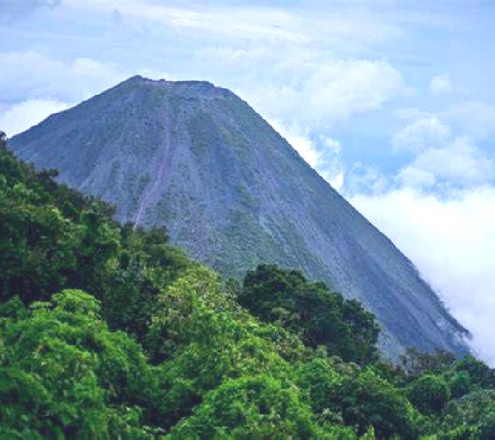Yasmin, 32, acompañante rubia de ojos marrones y etnia caucásica basada en Caraquet. Ofrece Fetiche, Juego de roles, Cita de cena, Griego (anal). Disponible ...